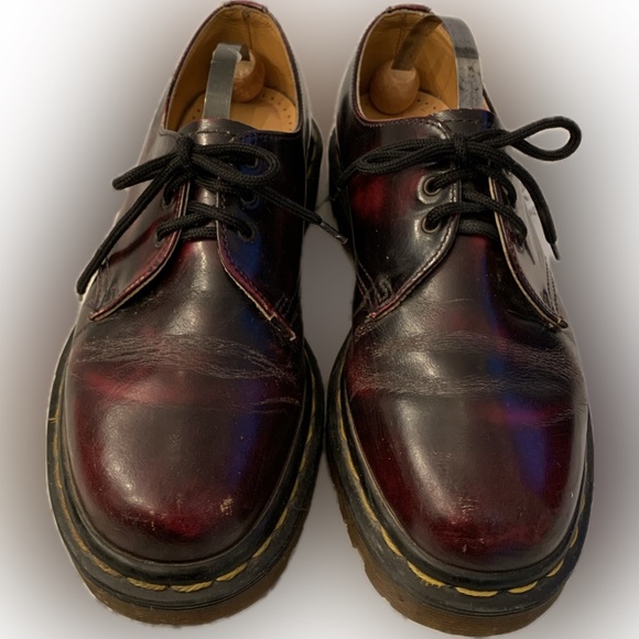 Dr. Martens Shoes - Vintage Dr Marten Oxford Brogues 61/2